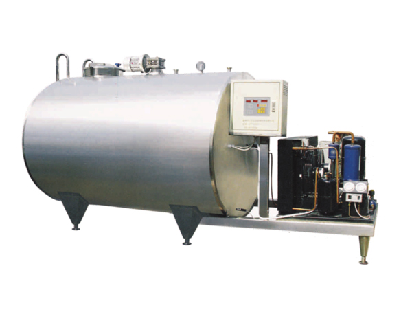 Direct cooling milk storage tank